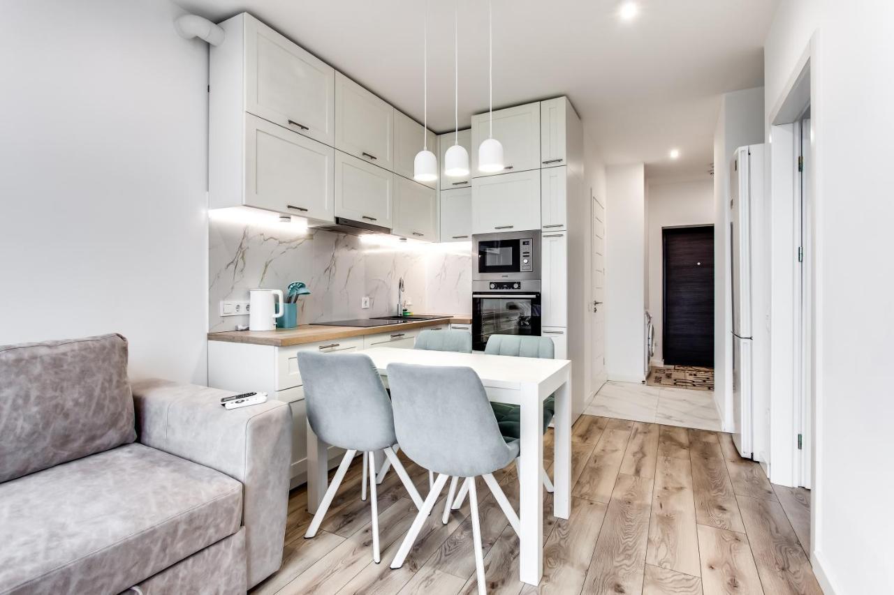 Vip Apartments Лвив Екстериор снимка